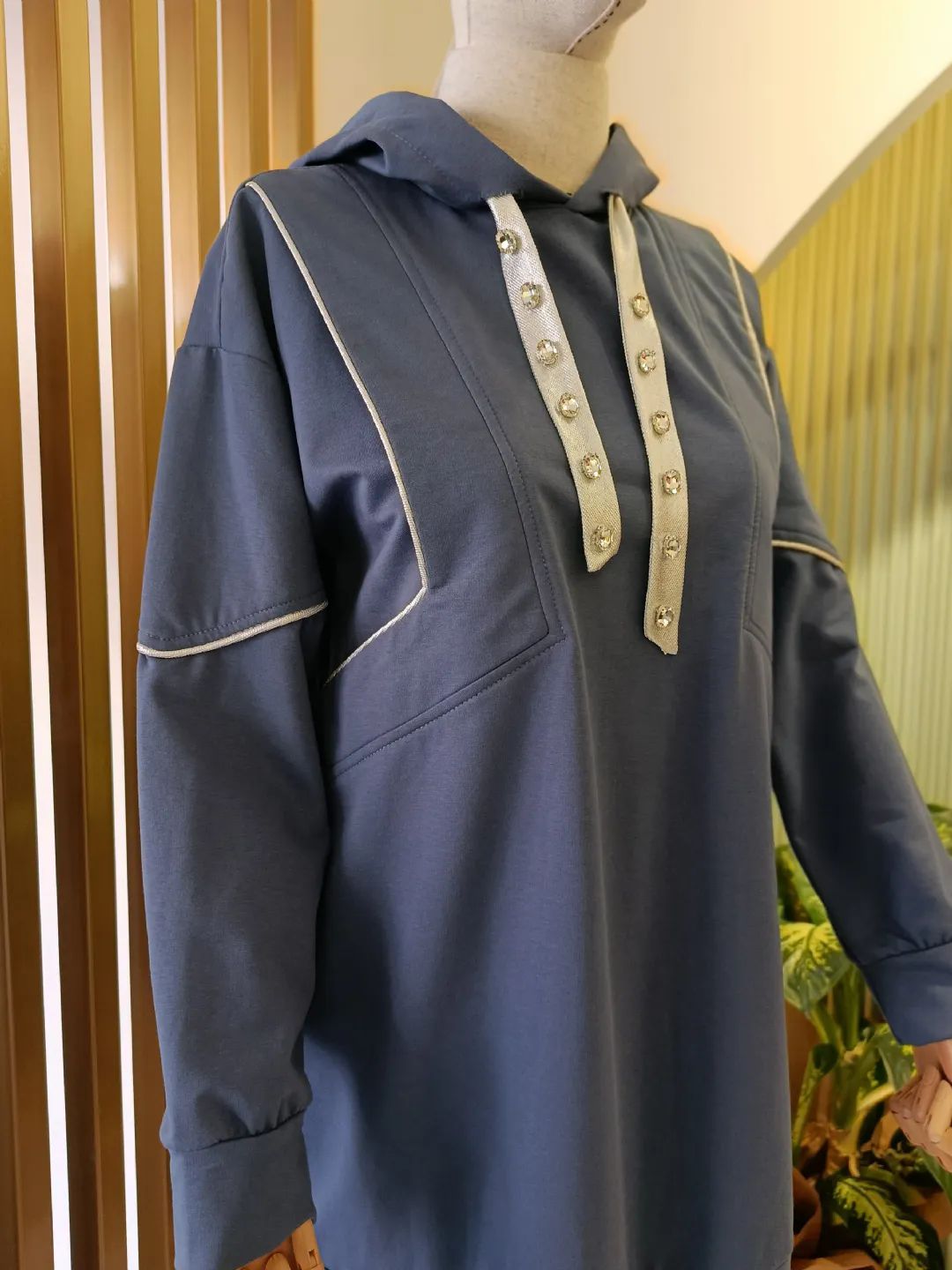 Bagcigi-Tasli-Kapisonlu-takim-Indigo