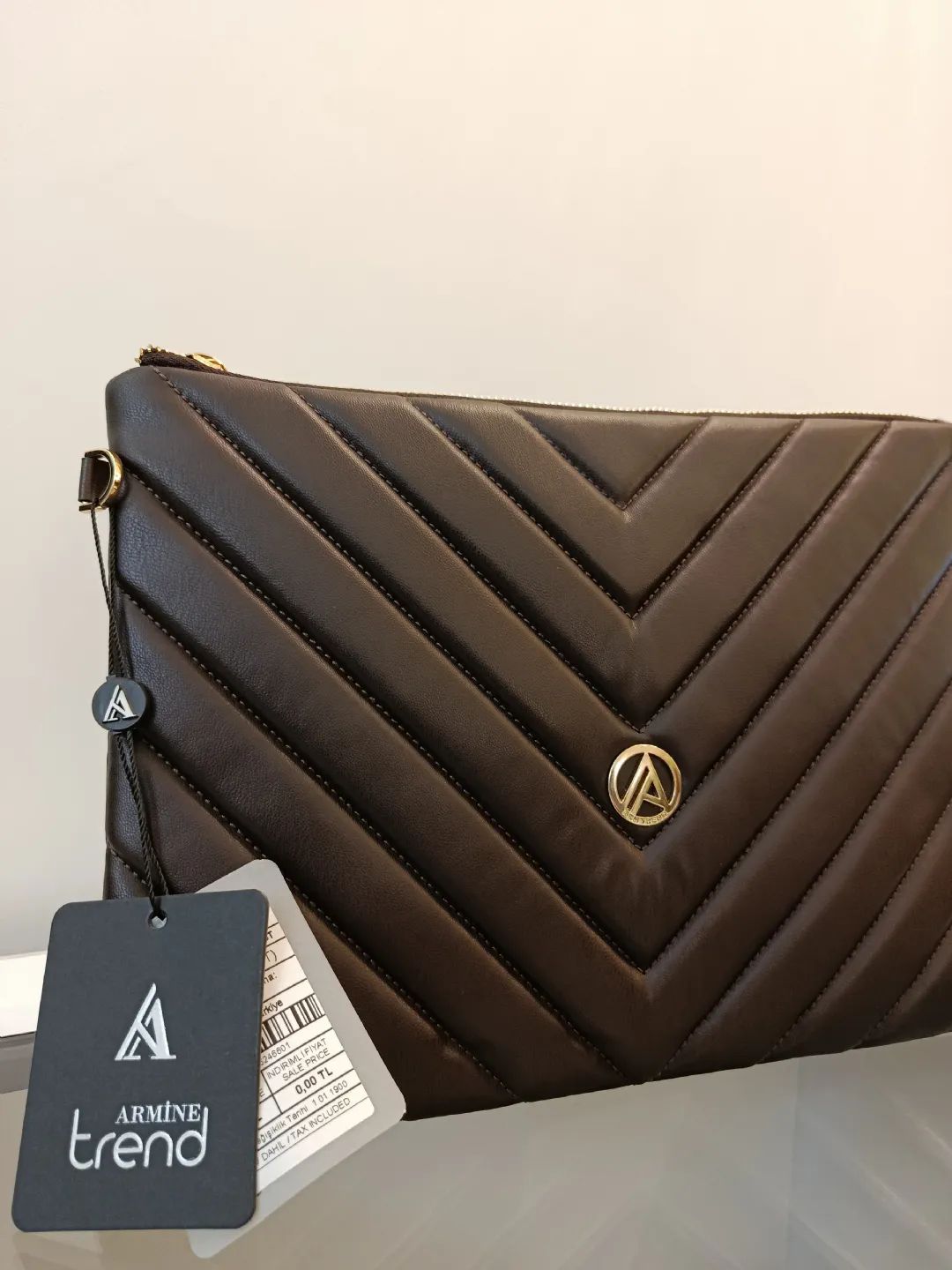 Baklava-Desenli-Cuzdan-Canta-Kahverengi