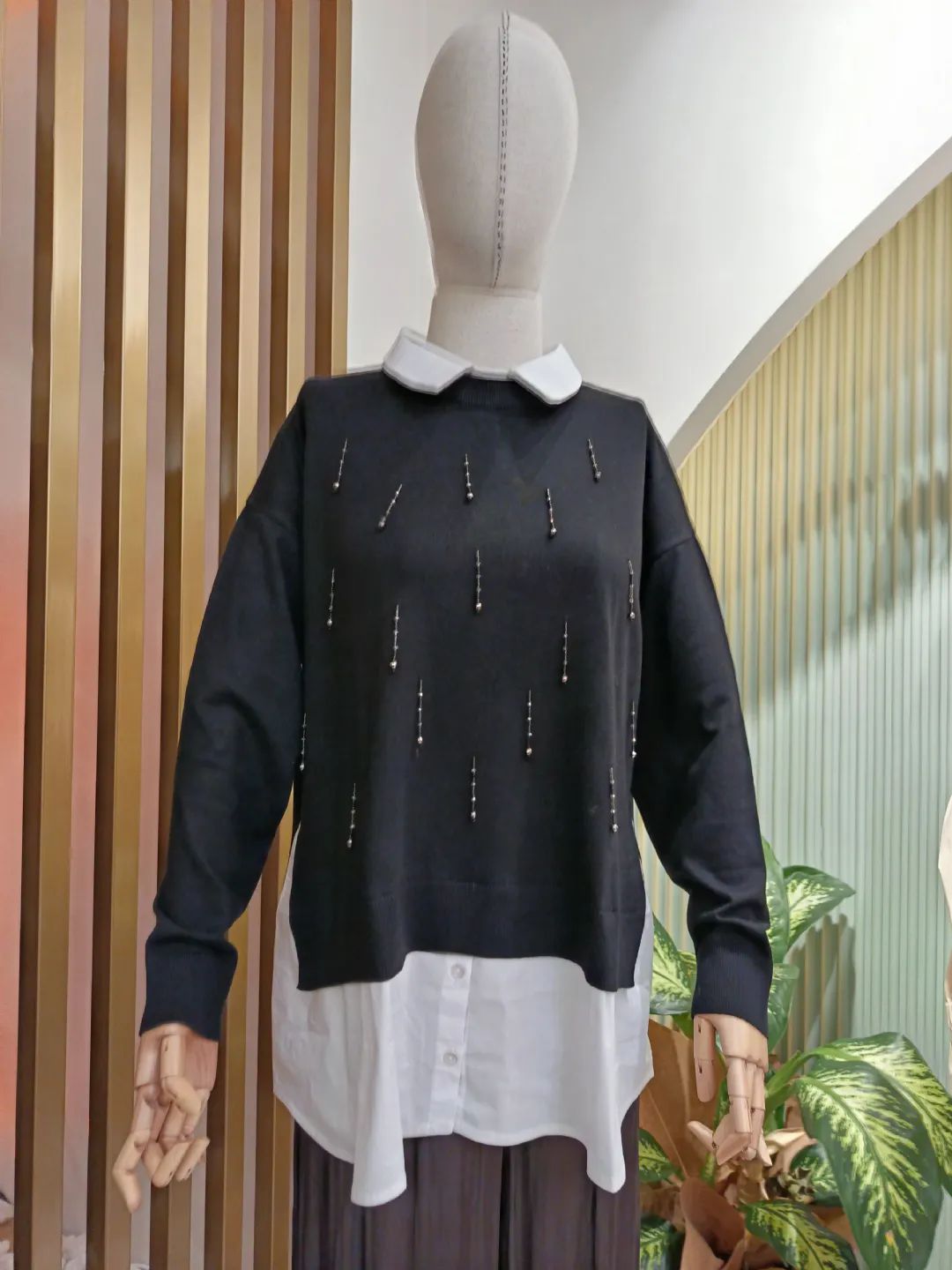 Boncuk ��lemeli G�mlek Detayl� Tunik Siyah