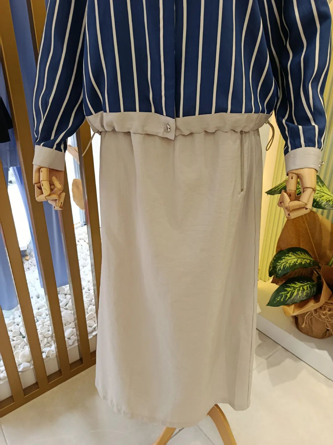 Boncuk Pul Nak��l� Garnili Tak�m Lacivert