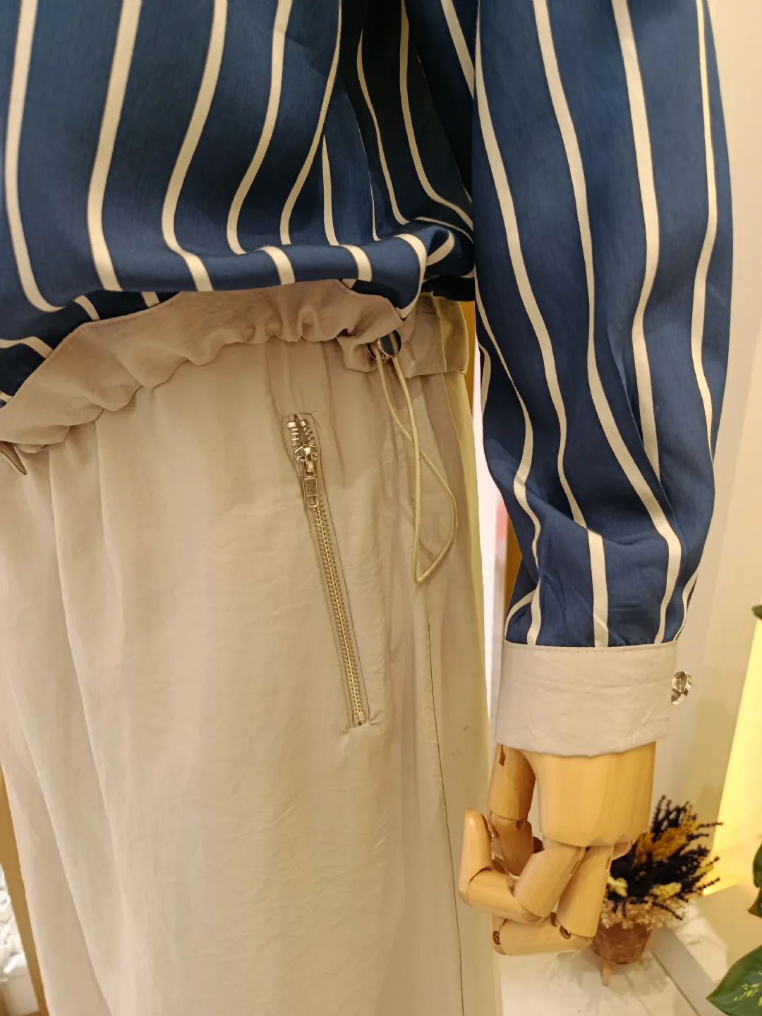 Boncuk Pul Nak��l� Garnili Tak�m Lacivert