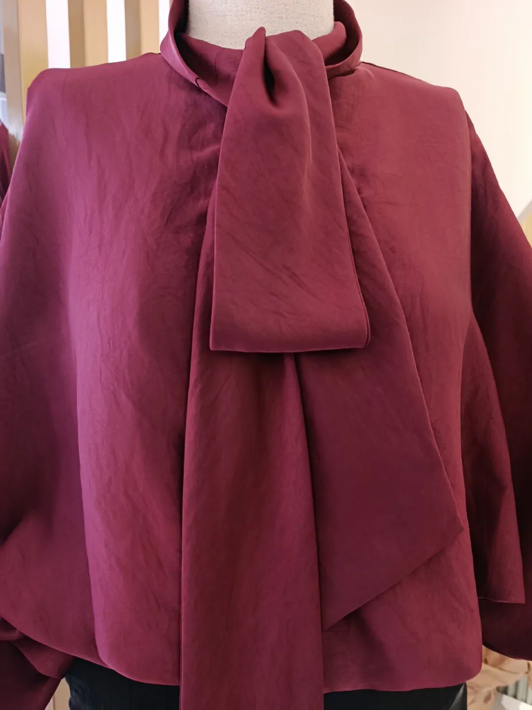 Buzgu-Detayli-Gomlek-Bordo
