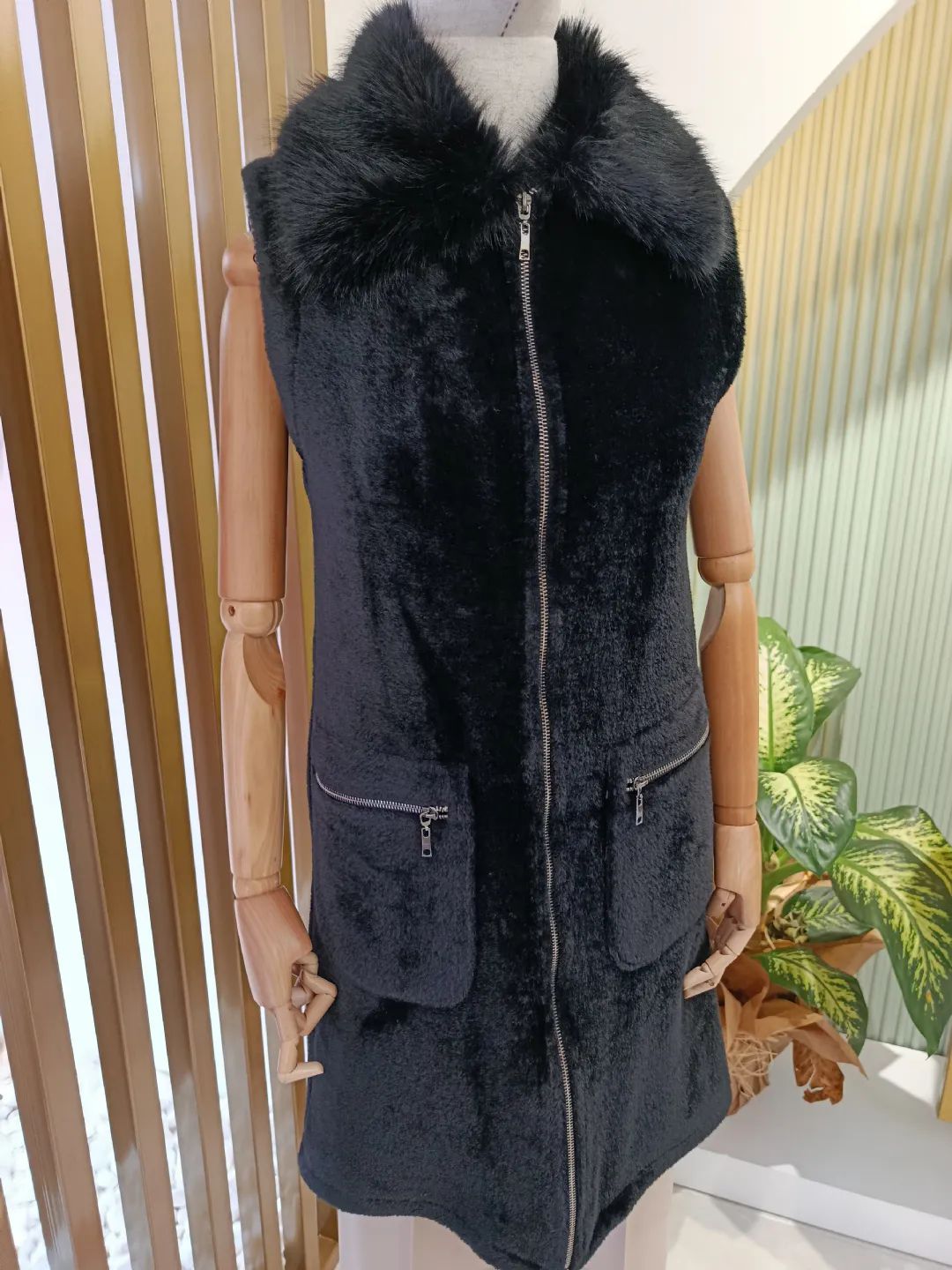 Cepleri-ve-Onu-Fermuarli-Yelek-Siyah