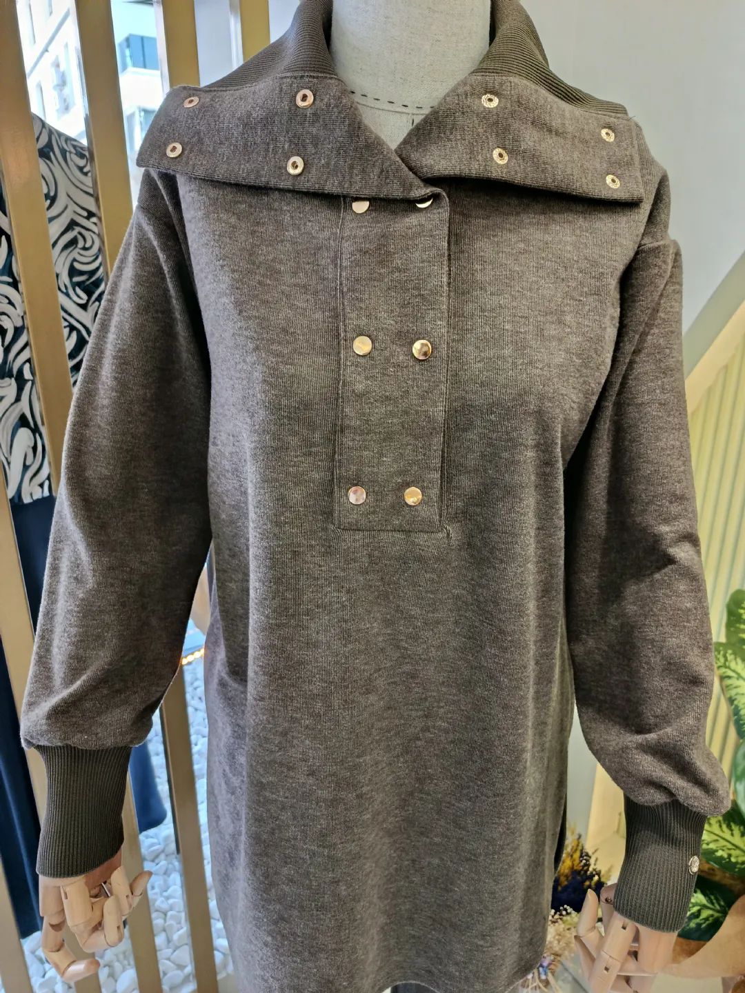 ��t��t Detayl� Triko Tak�m Kahverengi