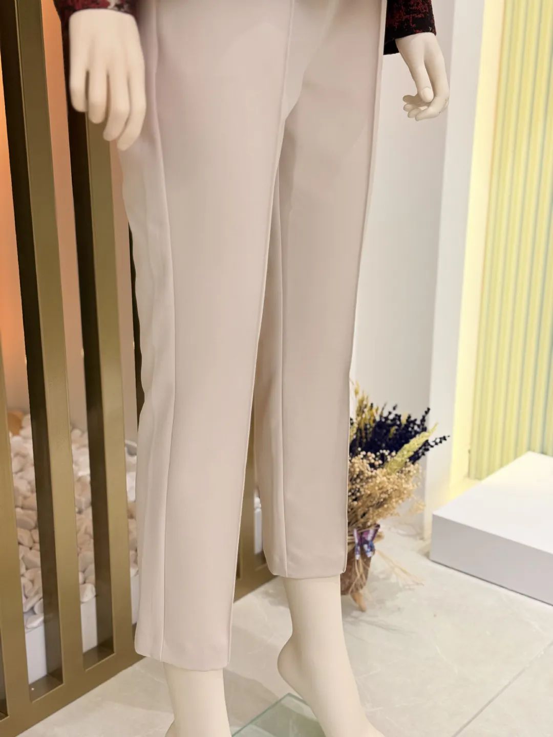 Dar-Paca-Klasik-Kesim-Pantolon-Bej