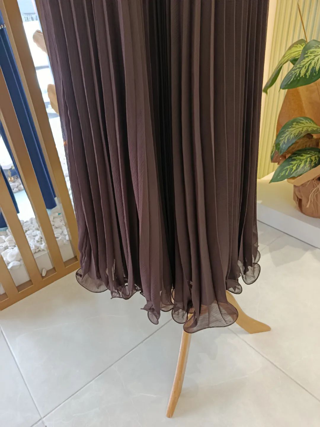 Etek-Ucu-Misinali-Piliseli-Etek-Kahverengi