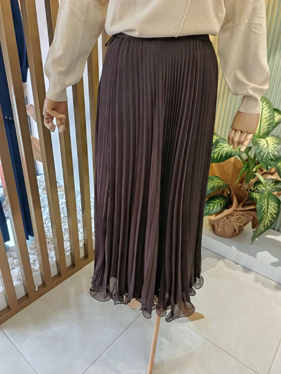 Etek Ucu Misinal� Piliseli Etek Kahverengi