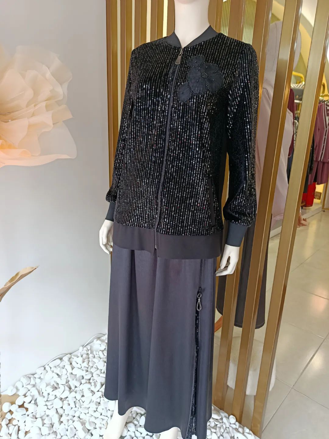 Fermuar-Detayli-Etek-Siyah