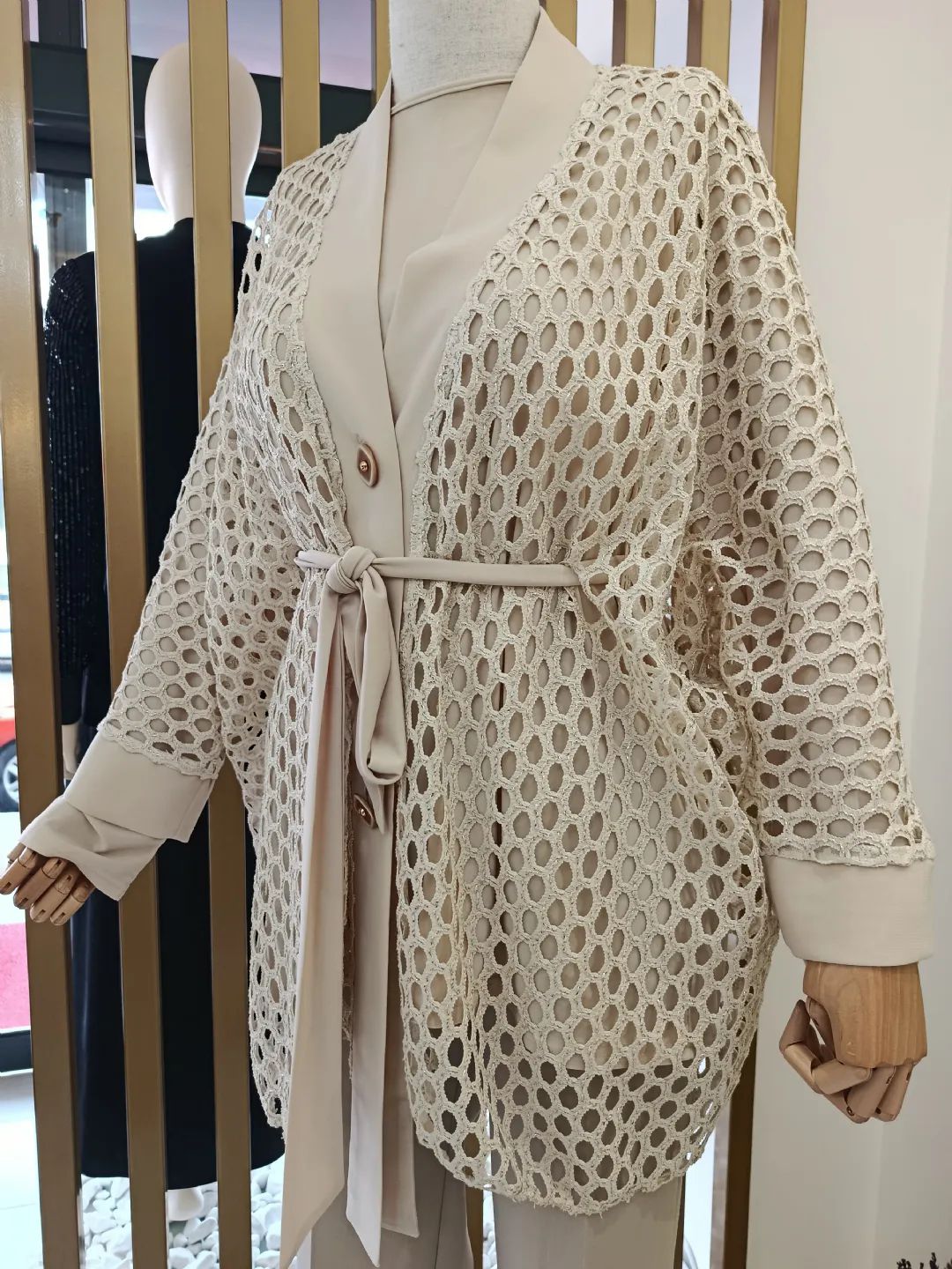 File Detayl� Ceket Bej