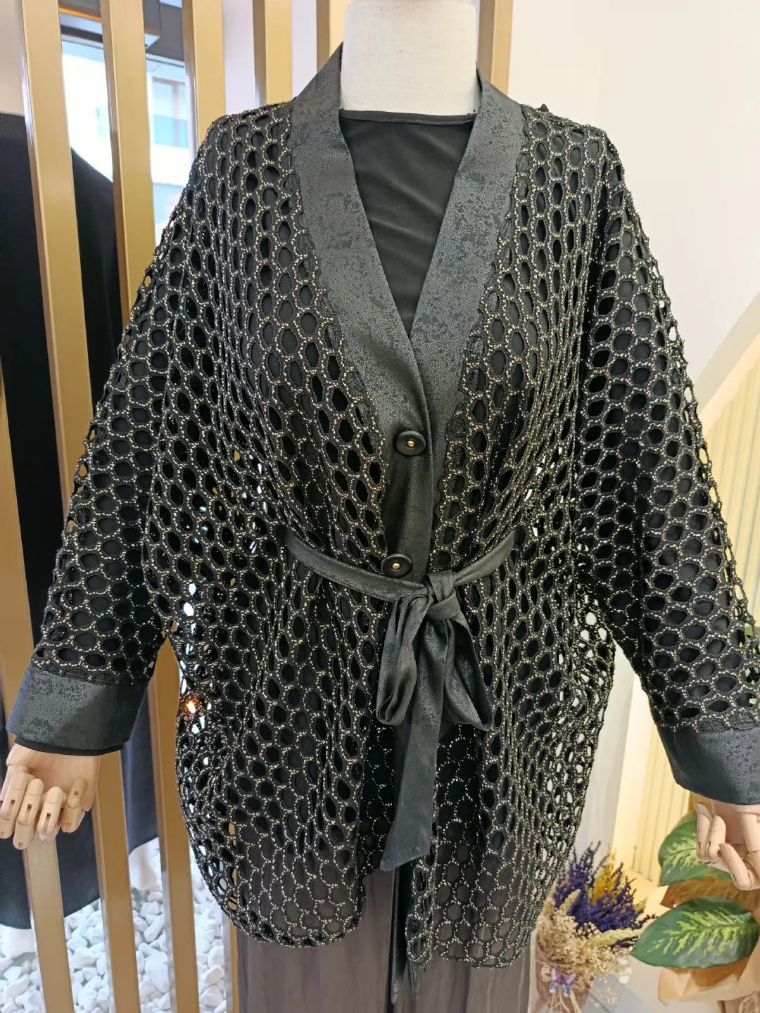 File-Detayli-Ceket-Siyah