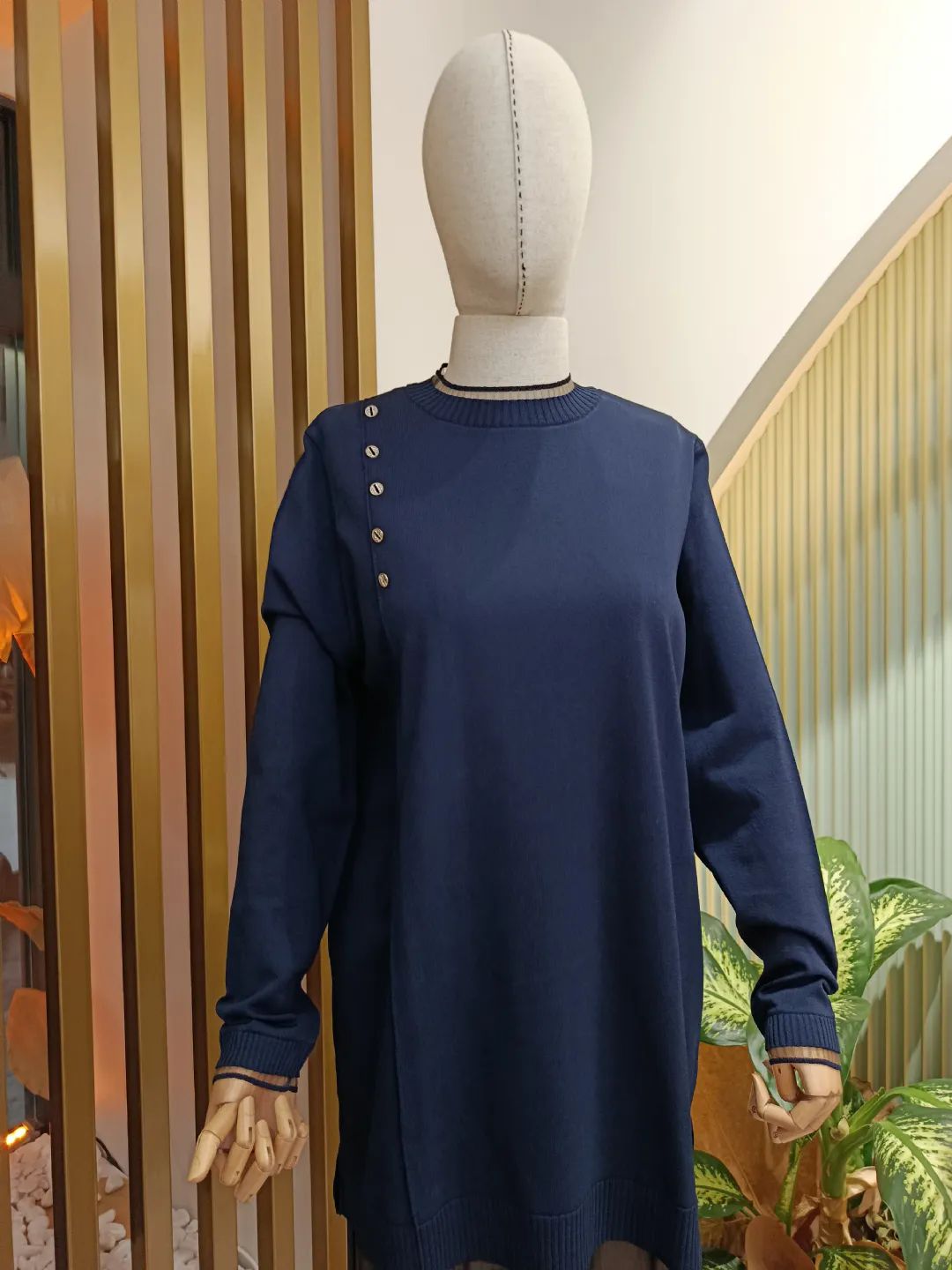 Firfir-Detayli-Rayon-Tunik-Lacivert