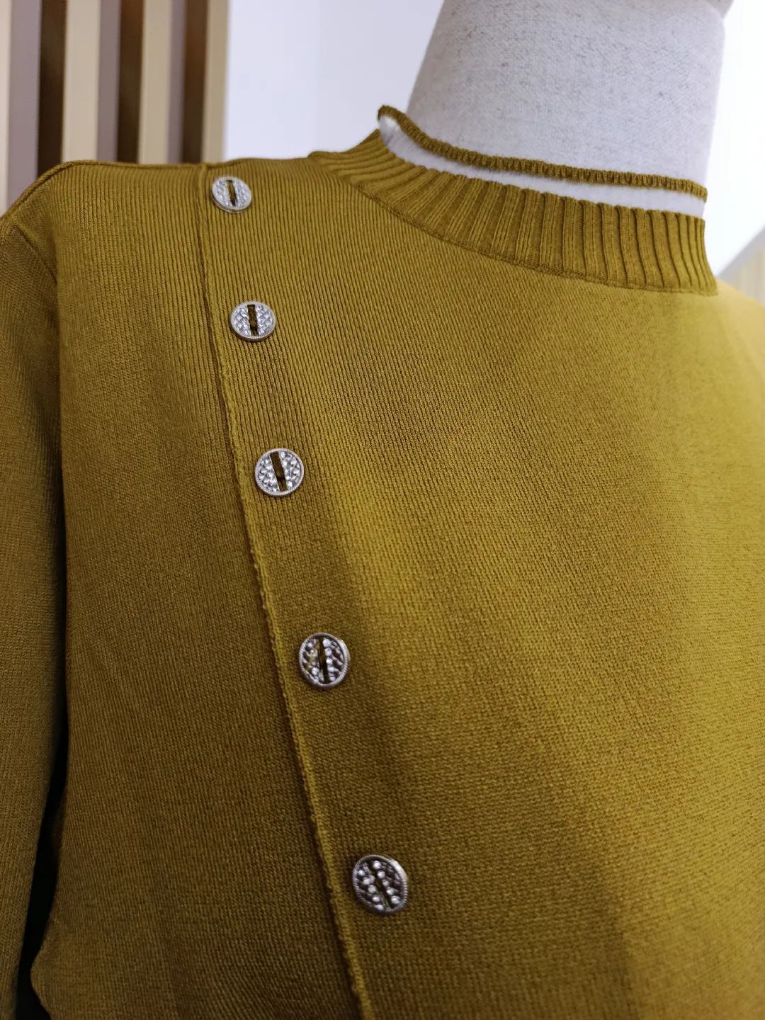 Firfir-Detayli-Rayon-Tunik-Yag-Yesili