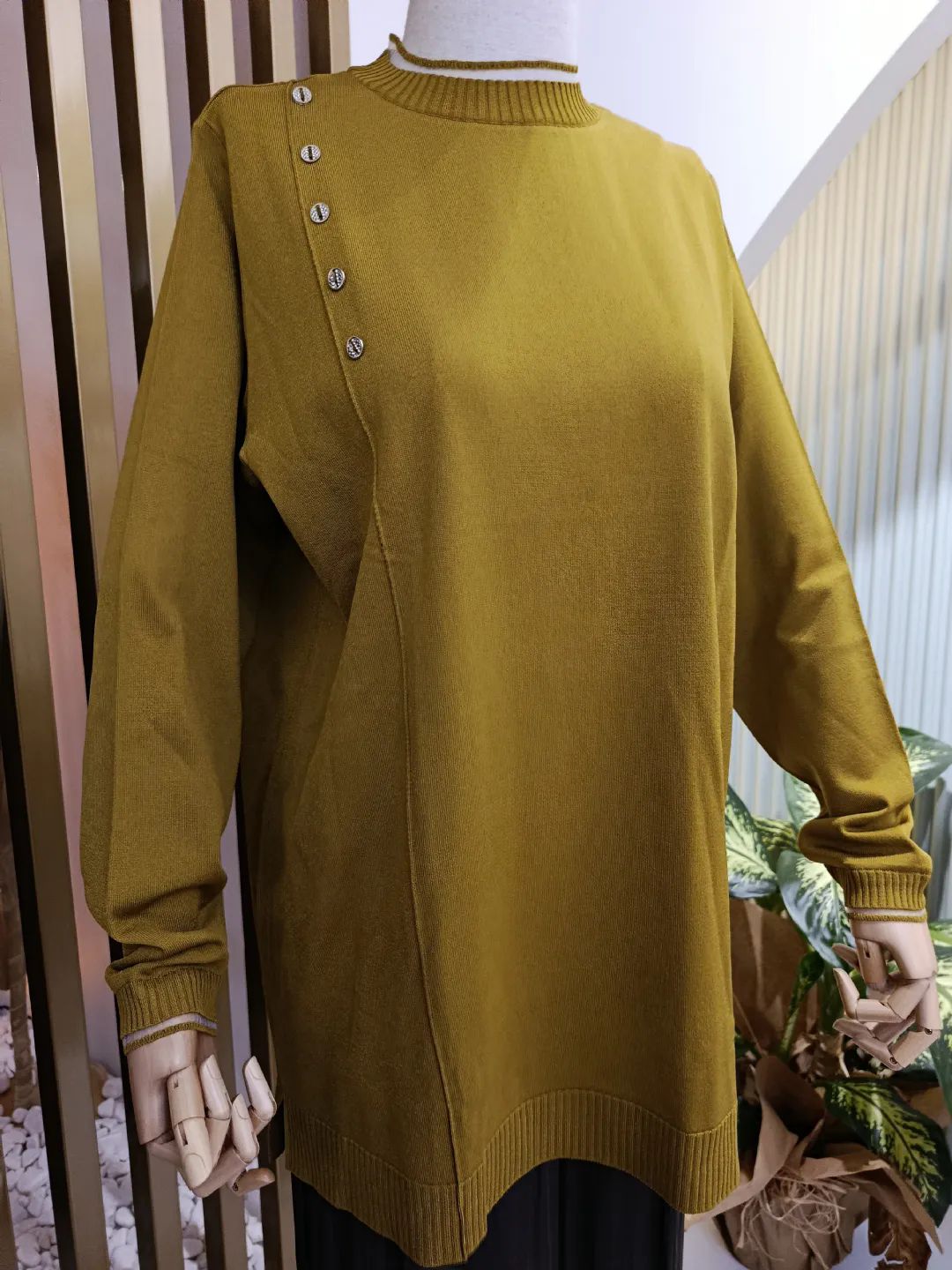 Firfir-Detayli-Rayon-Tunik-Yag-Yesili