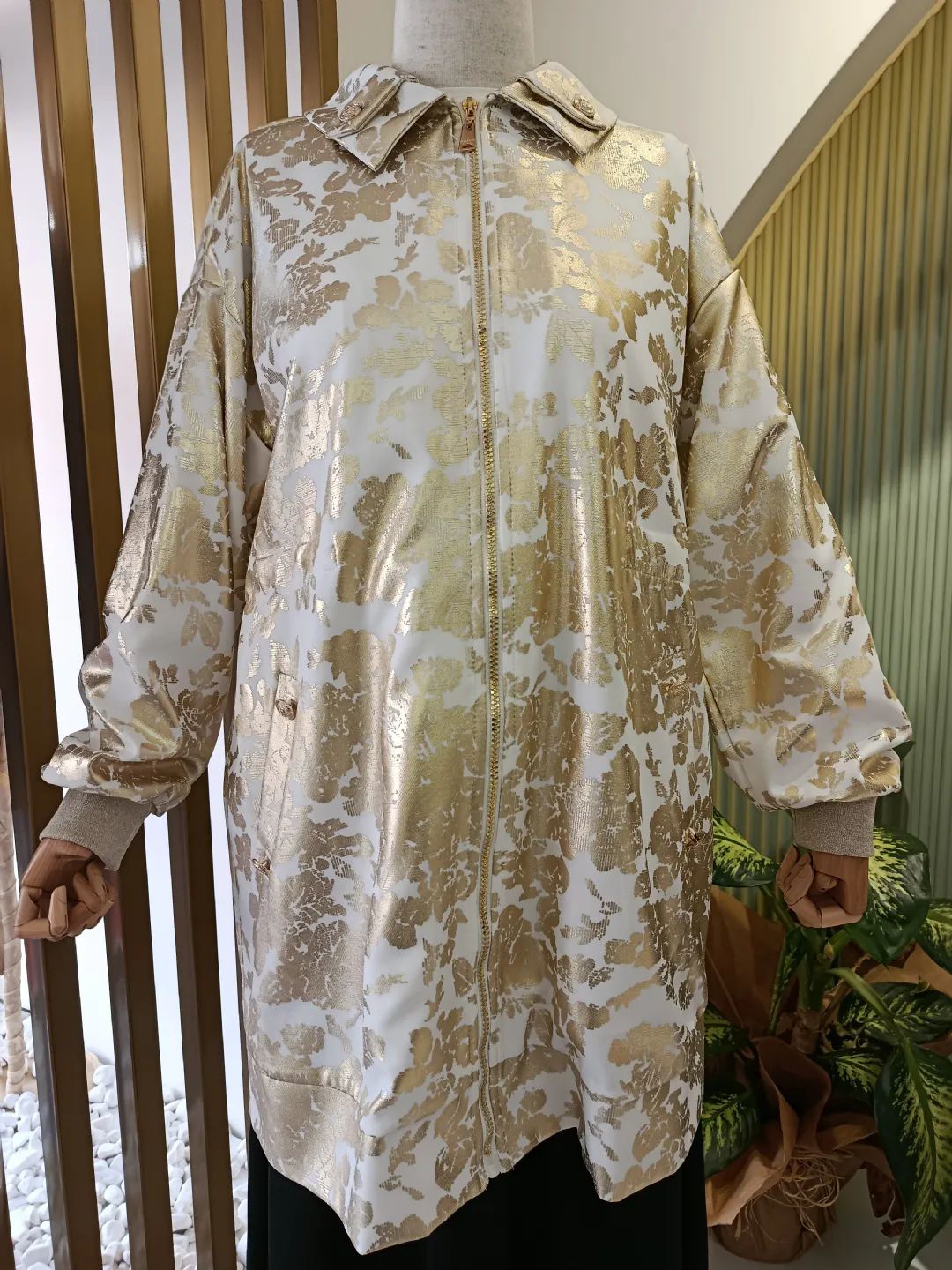 Gold-Desen-Baskili-Ceket