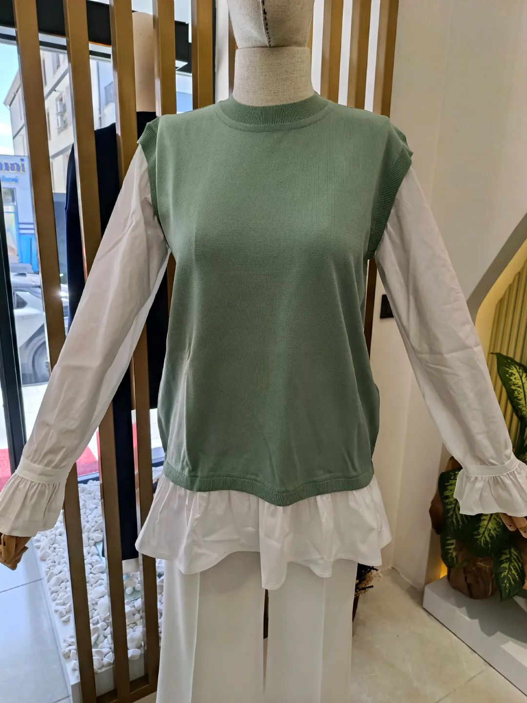 Gomlek-Gorunumlu-Metal-Broslu-Tunik-Mint