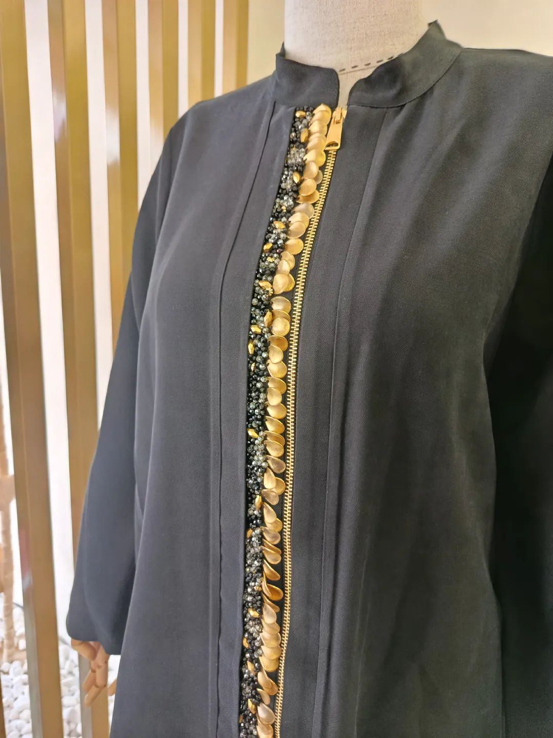Islemeli-Fermuarli-Takim-Siyah