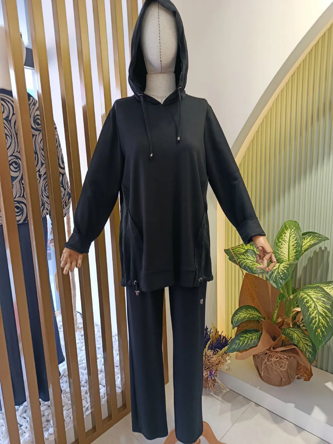 Kapisonlu-Ikili-Takim-Siyah