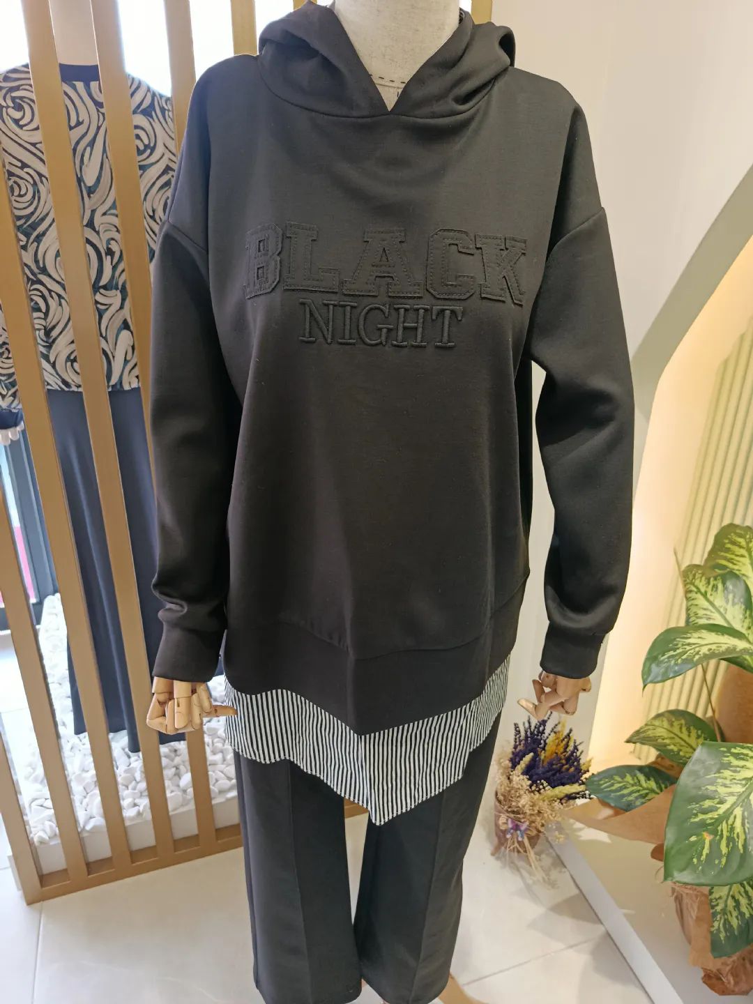 Kapi�onlu Oysho Tak�m Siyah