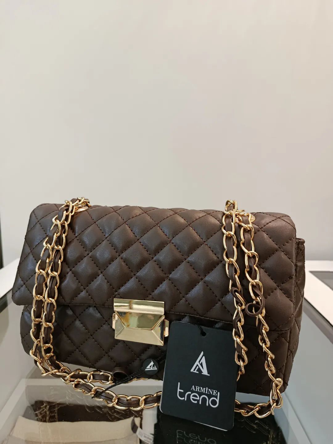 Kapitone-Detayli-Canta-Kahve