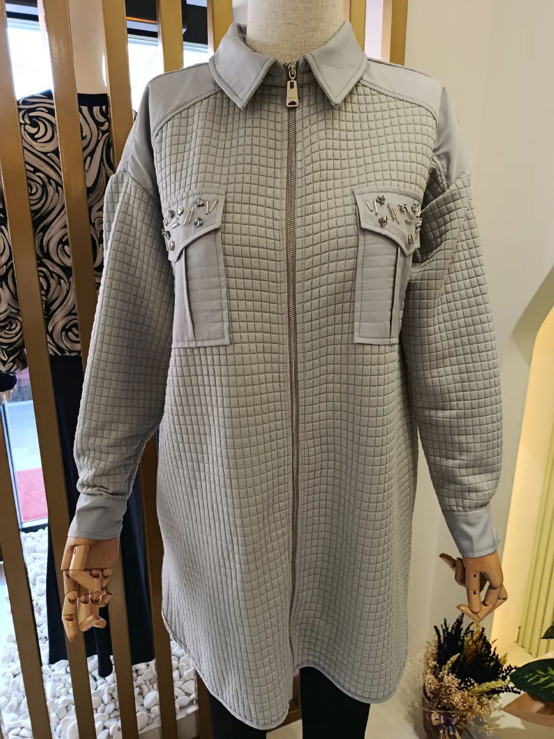 Kapitone-Detayli-Gomlek-Gri