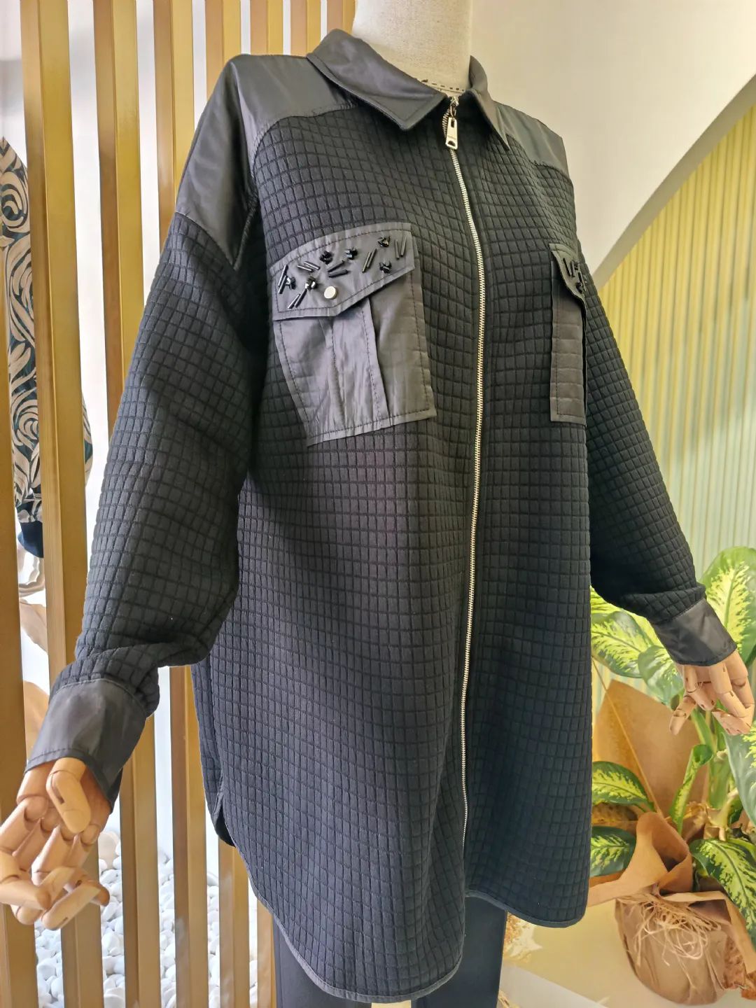 Kapitone Detayl� G�mlek Siyah