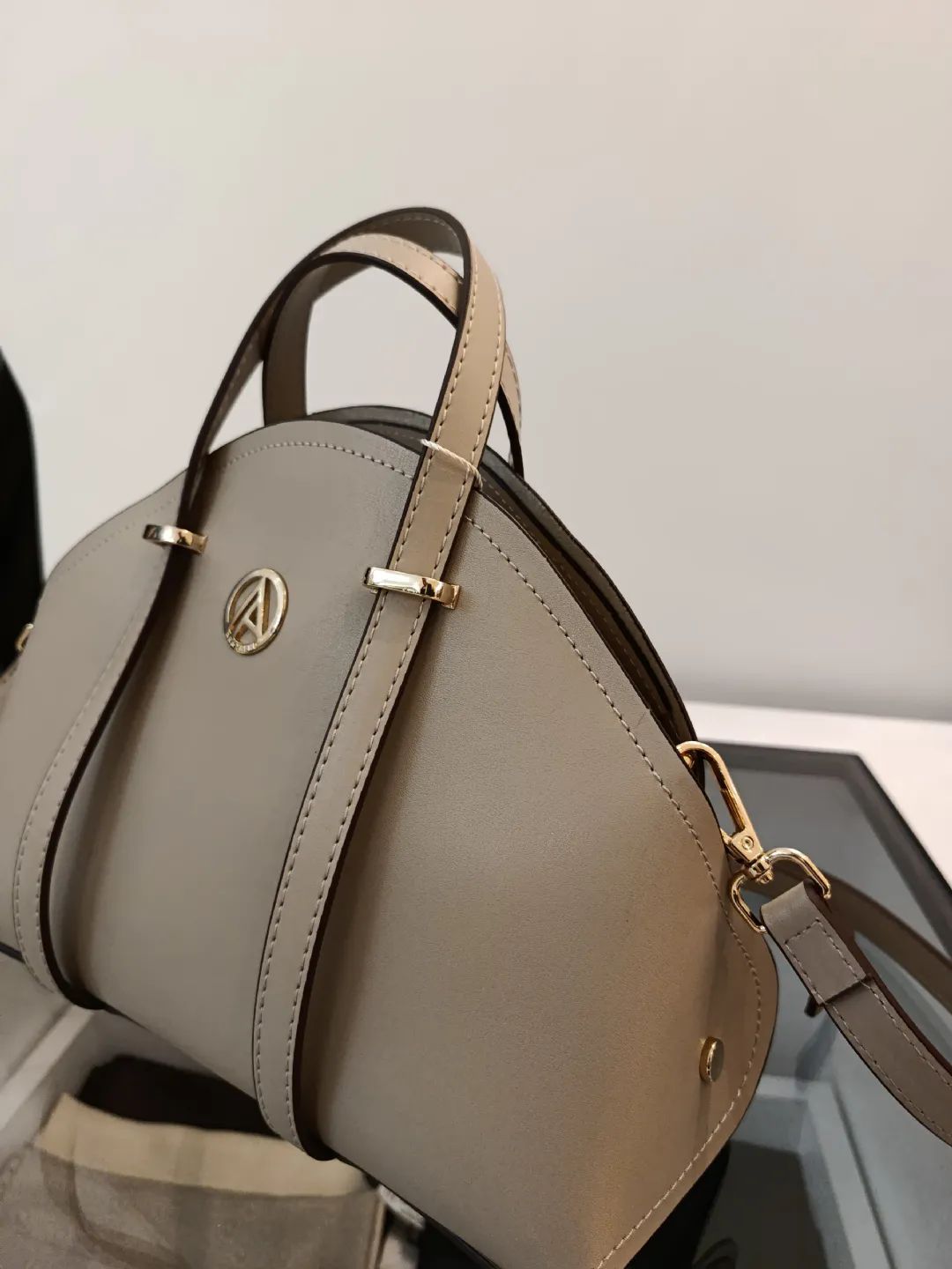 Kemer-Askili-Fermuarli-El-ve-Omuz-Cantasi-Vizon