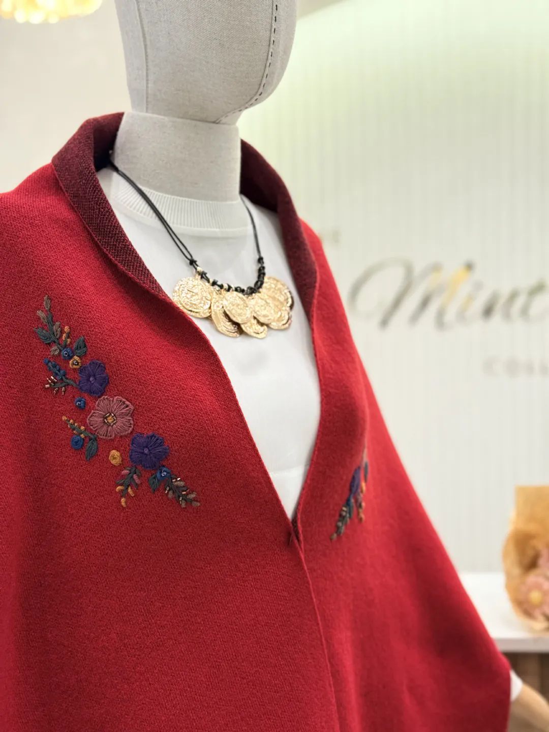 Kol-Gecirebilir-Yun-Panco-Kirmizi