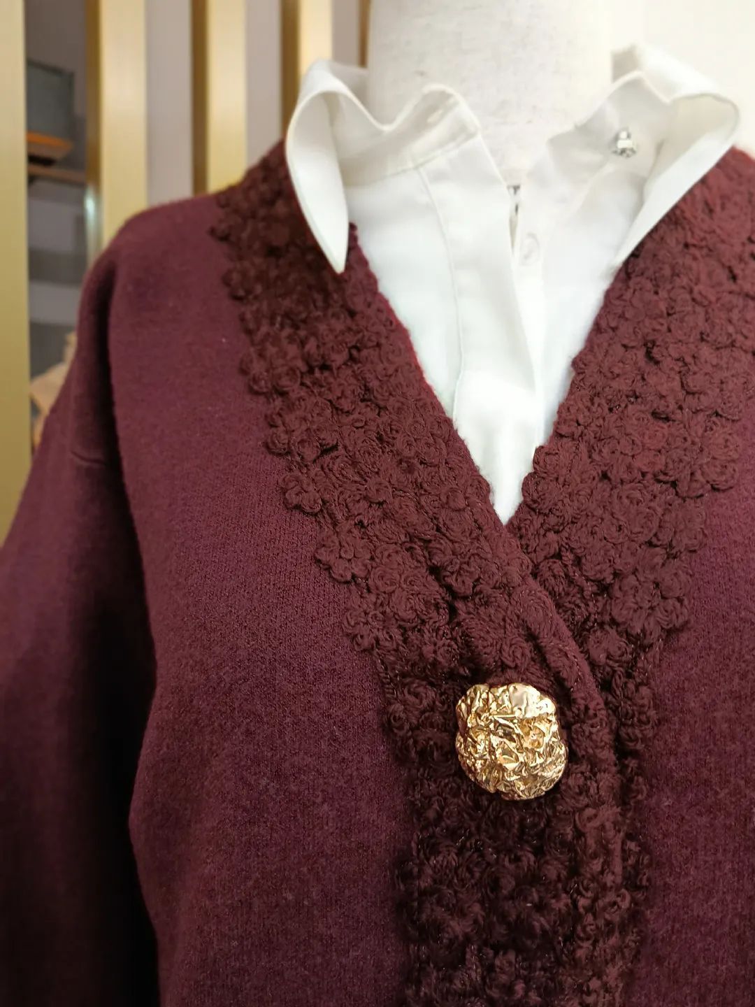 Kol ve Pat Detayl� D��meli H�rka Bordo