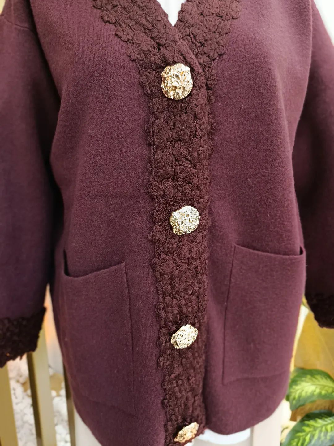 Kol ve Pat Detayl� D��meli H�rka Bordo