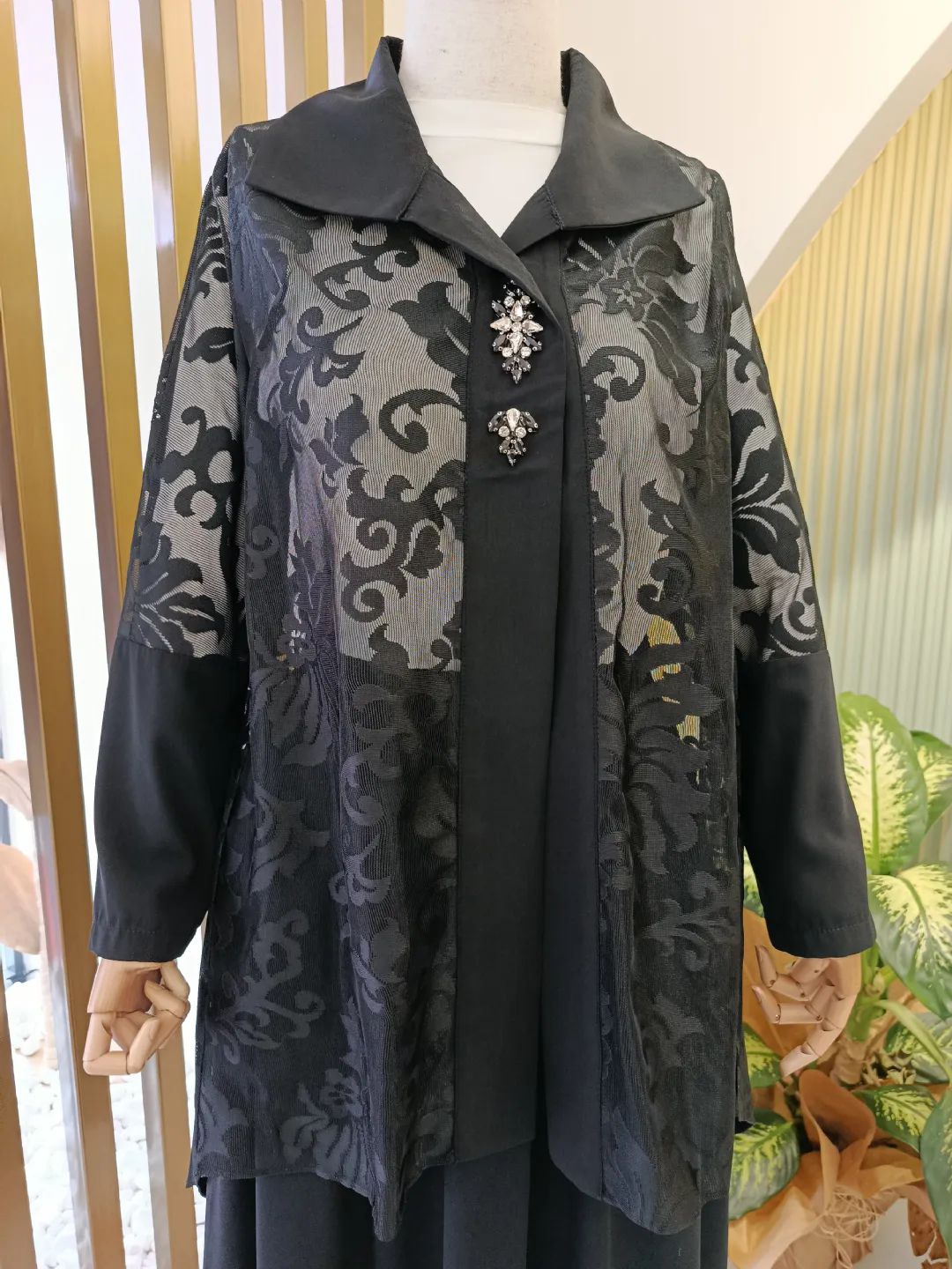 Kollar� �ifon Kombinli Ceket