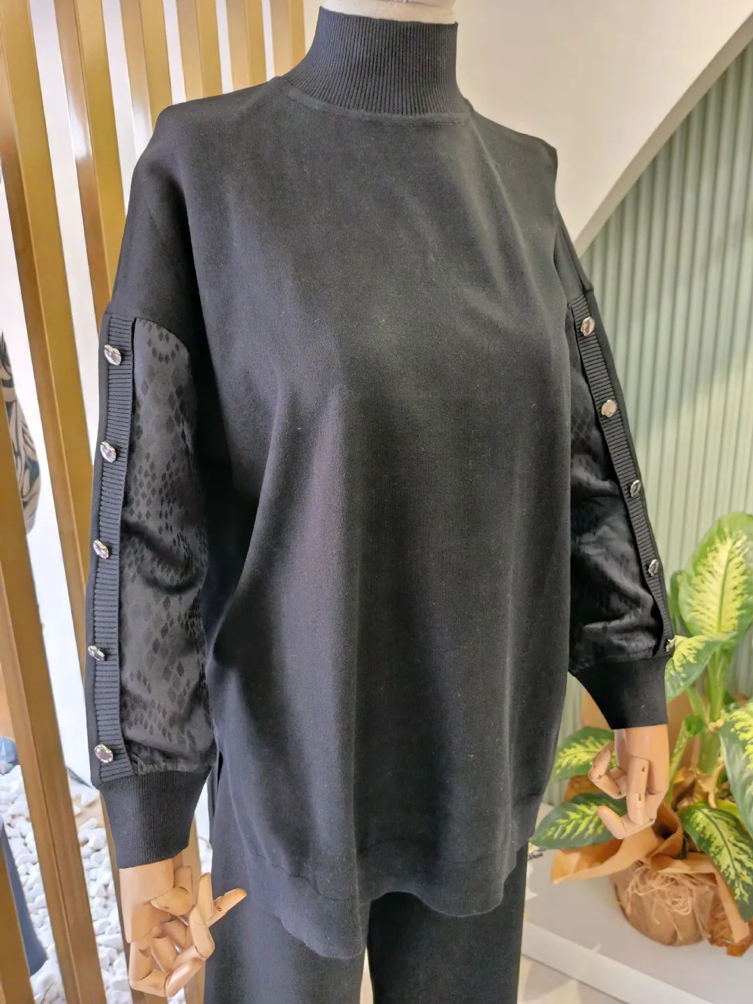 Kuma� Kombinli Triko Tak�m Siyah