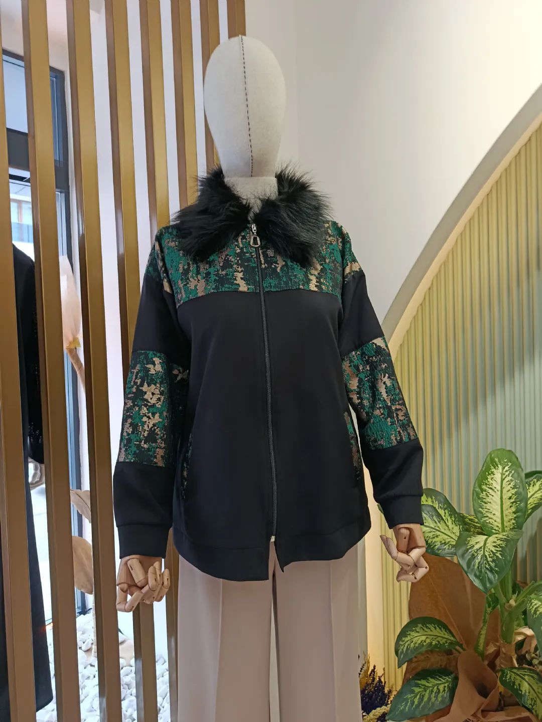 Kurk-Detayli-Ceket-Ordek