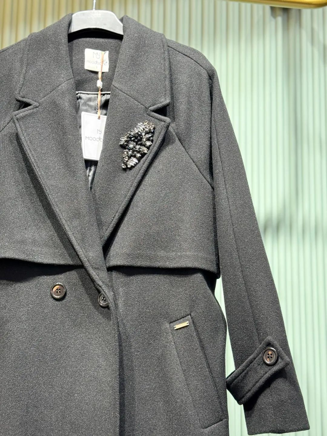 Moodbasic-Kase-Kaban-Siyah