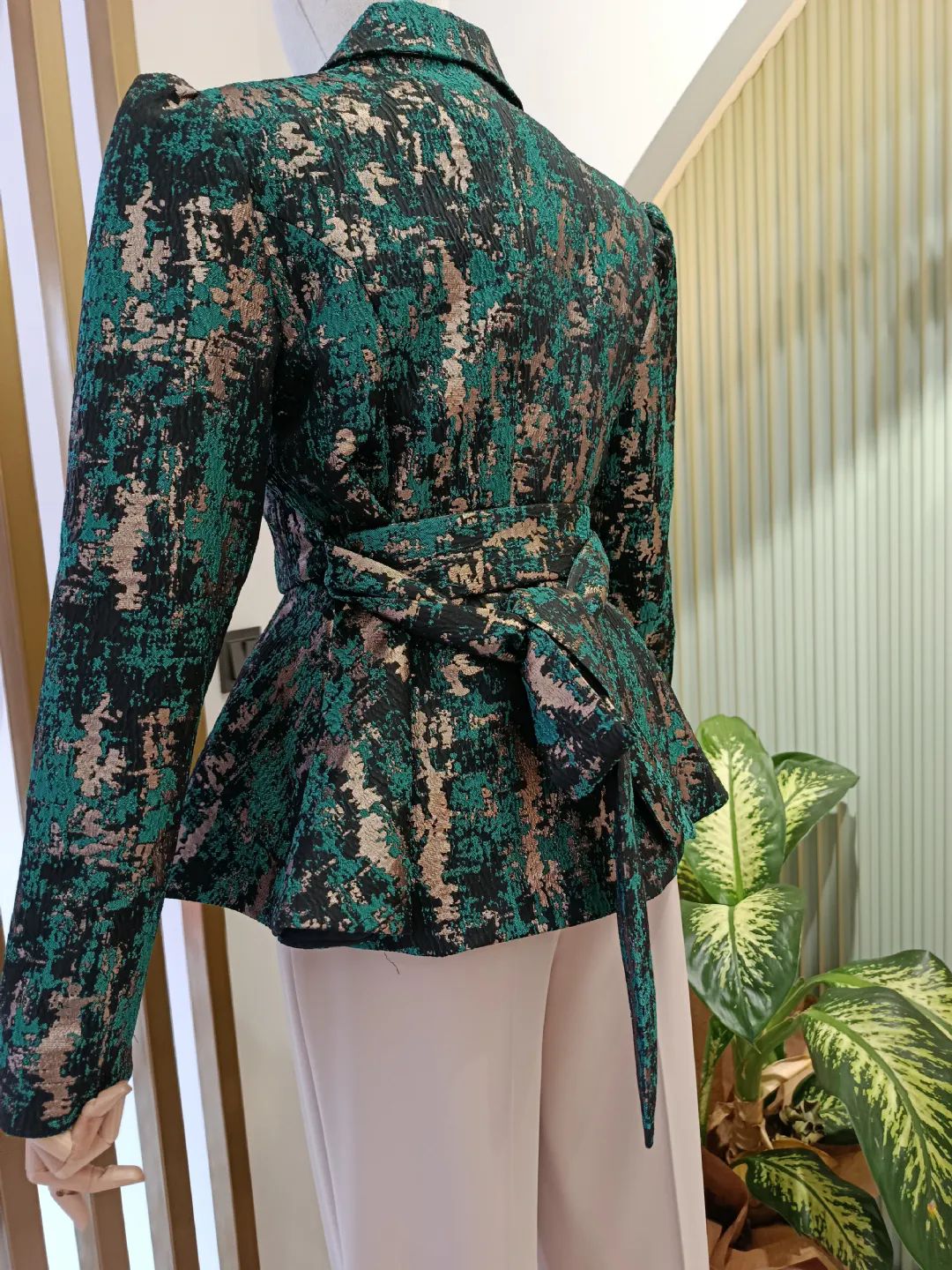 �rdek Ba�� Ye�il Ceket