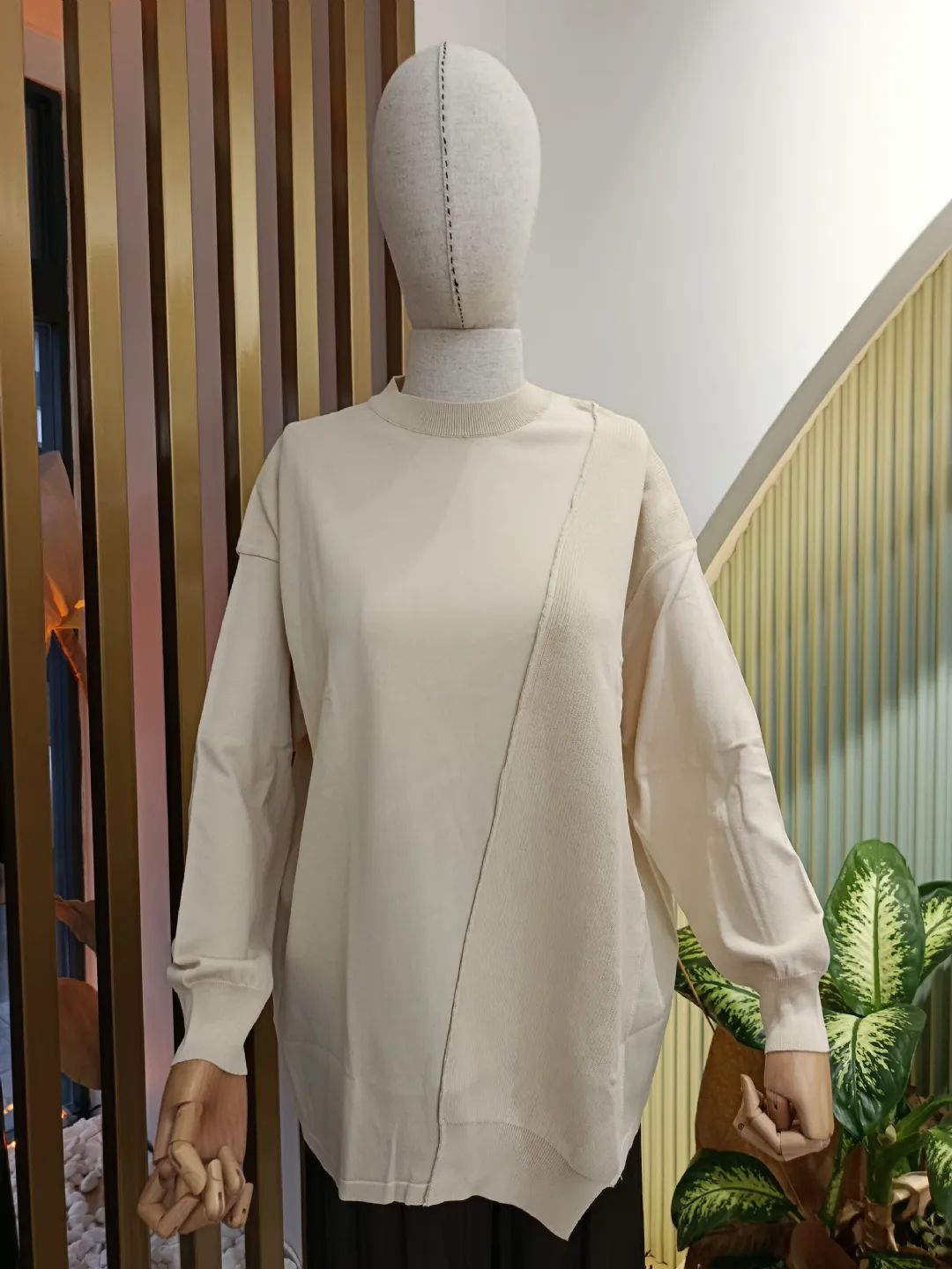 Orgu-Detayli-Rayon-Tunik-Acik-Bej