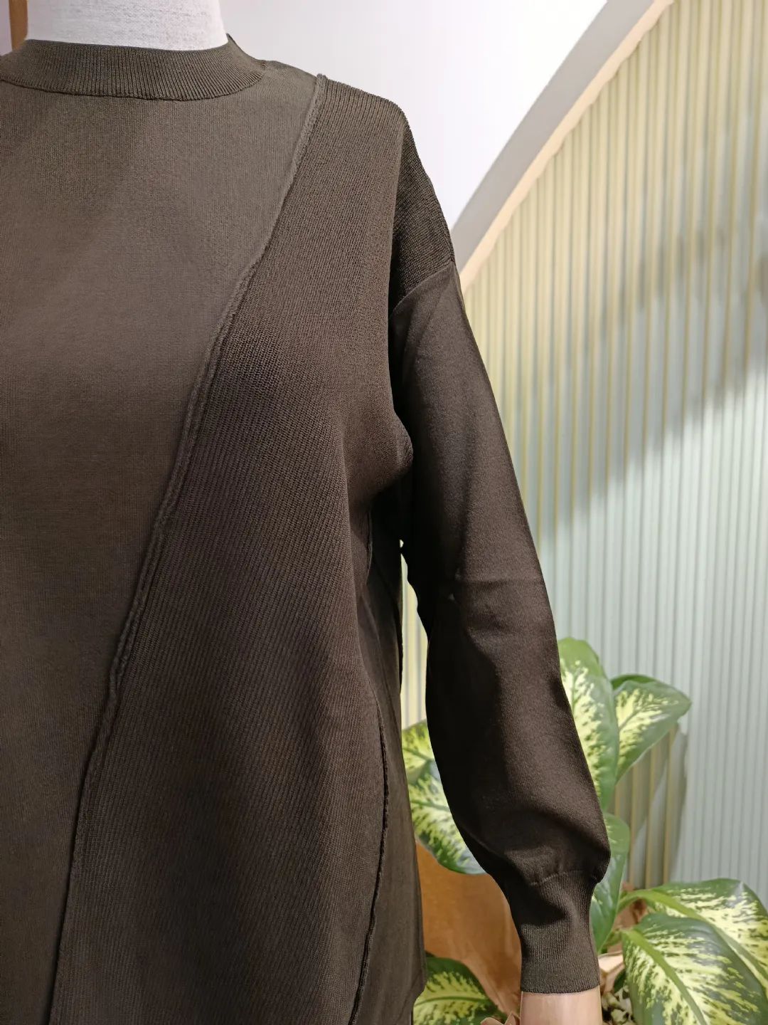 �rg� Detayl� Rayon Tunik Haki