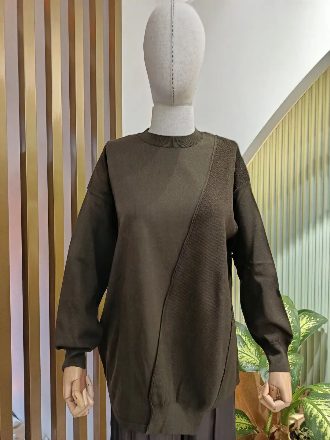 �rg� Detayl� Rayon Tunik Haki