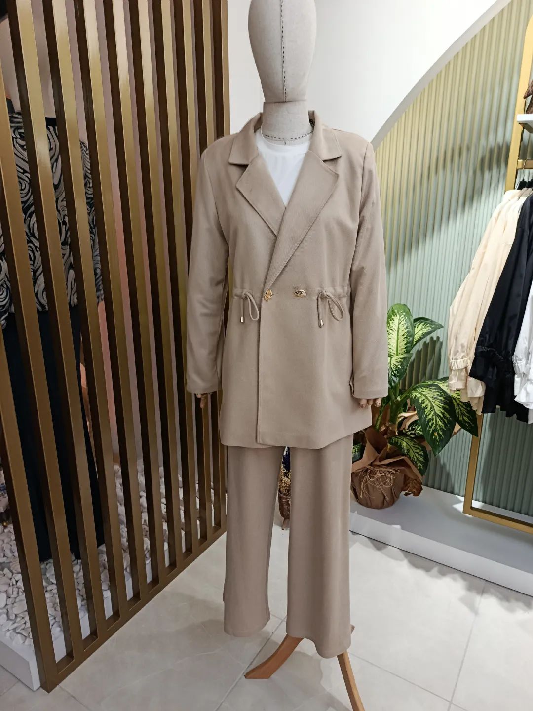 Orme-Kupra-Ceket-Takim-Bej