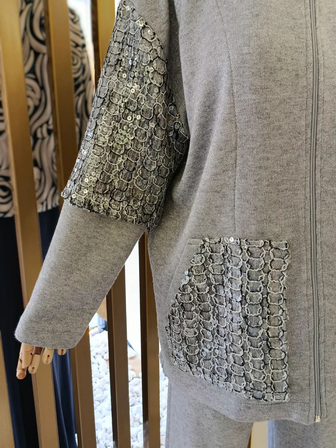 Payetli Kapi�onlu Tak�m Gri