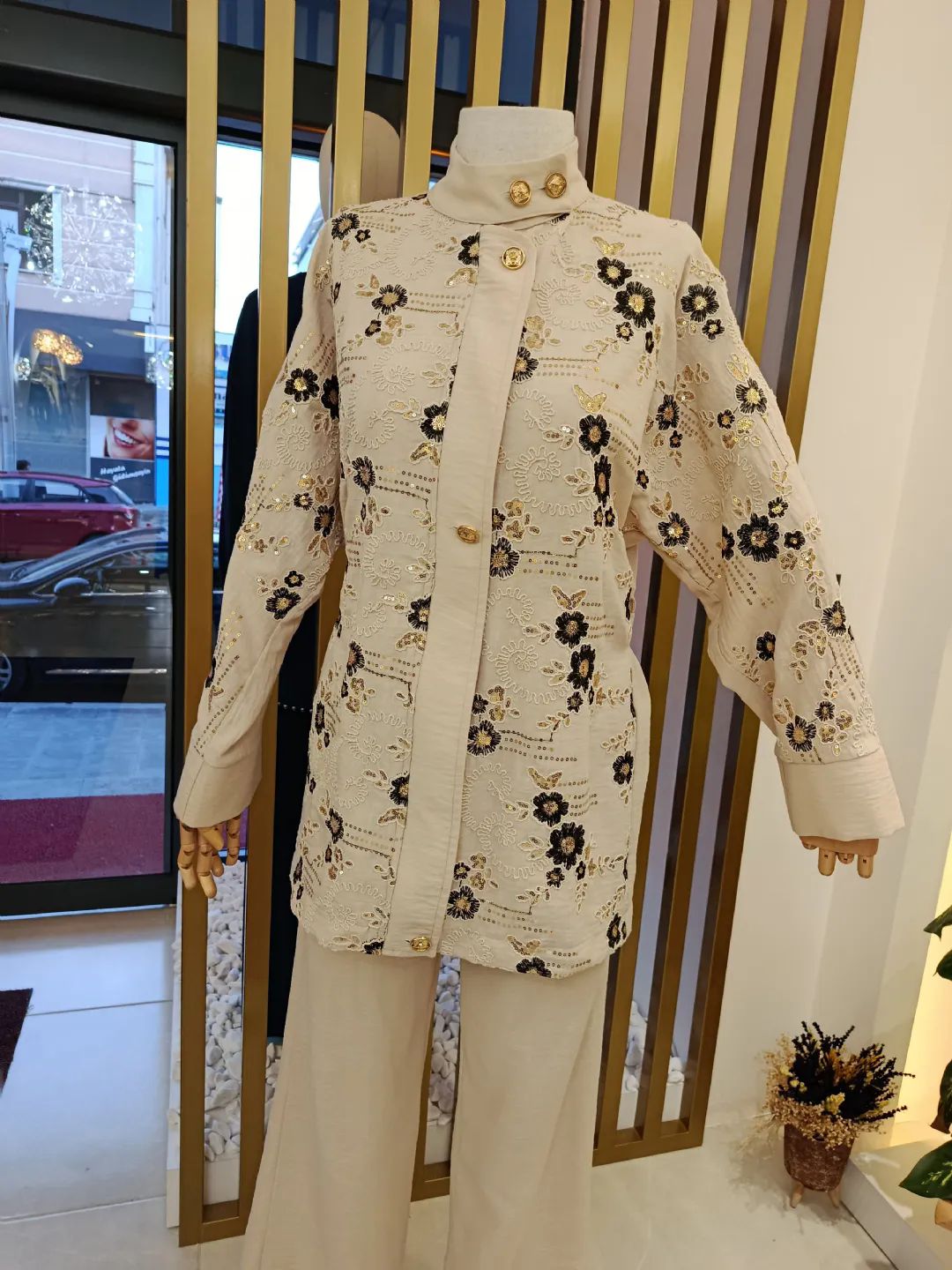 Pul-Islemeli-Takim-Bej