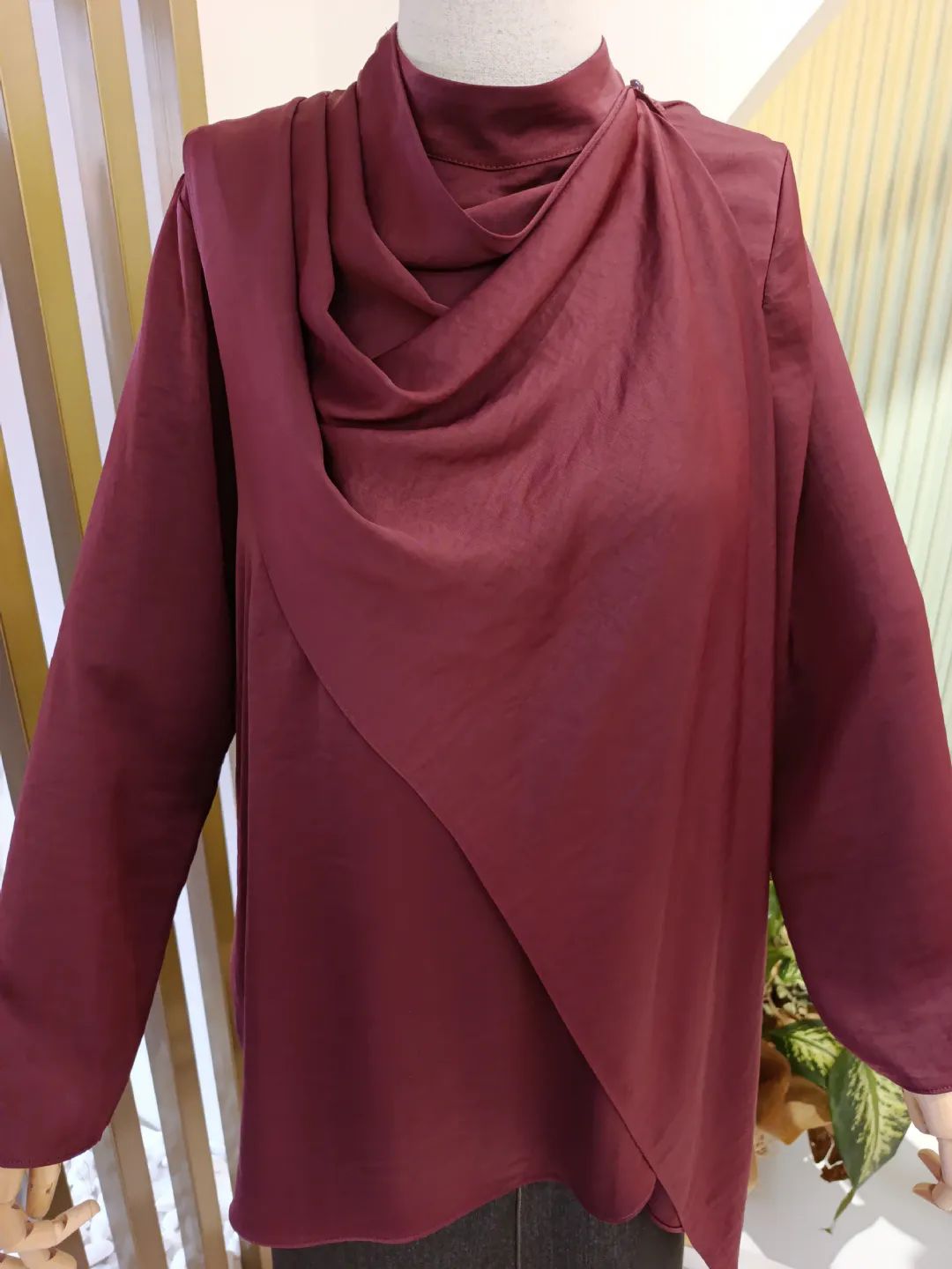 �al Detayl� Saten G�mlek Bordo