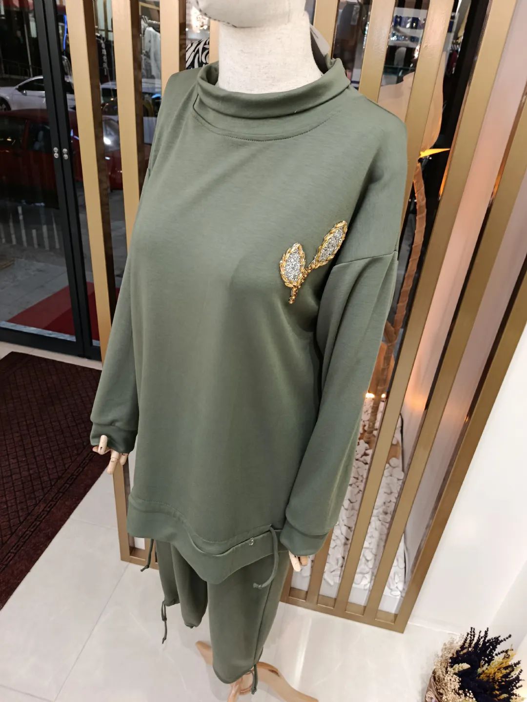 �alvar Pantolonlu Tak�m Haki