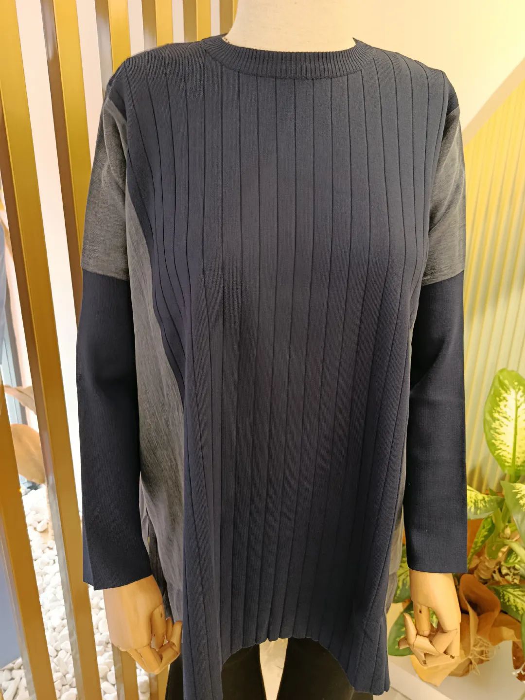 Saten Detayl� Tunik Lacivert