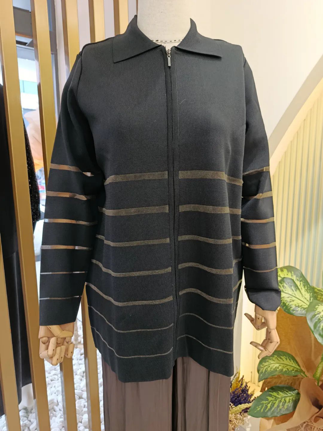 �erit Detayl� Triko H�rka Siyah