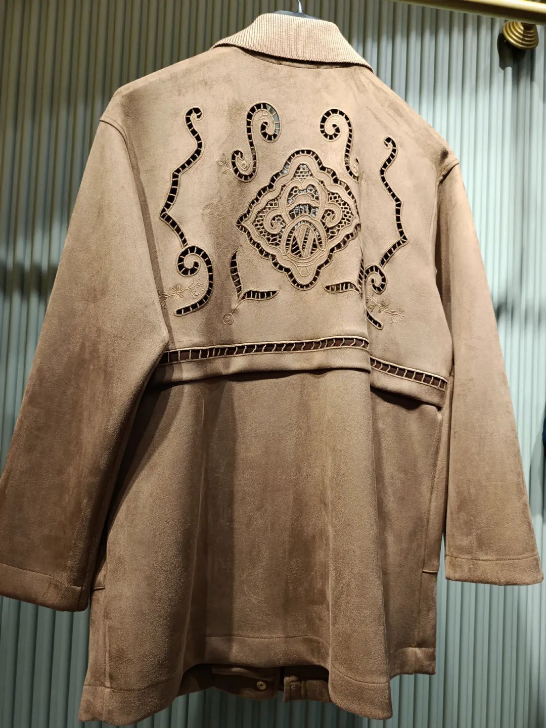 T�� Triko Nak�� Detayl� Kap Camel