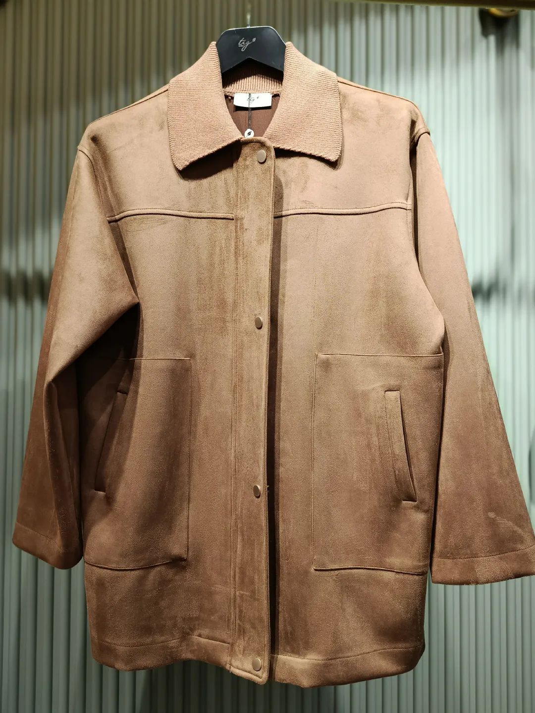 Tig-Triko-Nakis-Detayli-Kap-Camel