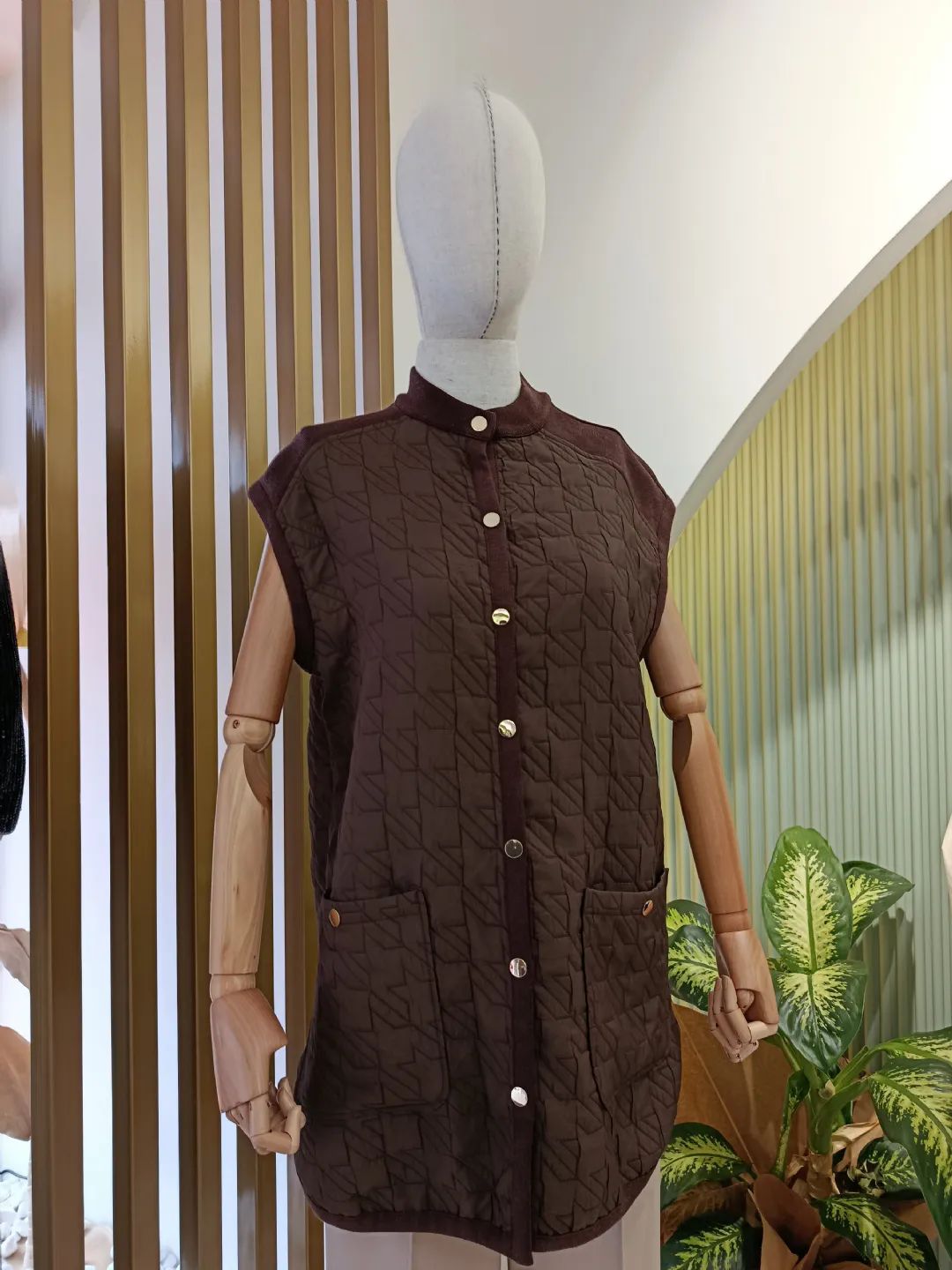 Triko-Kapitone-Yelek-Kahverengi