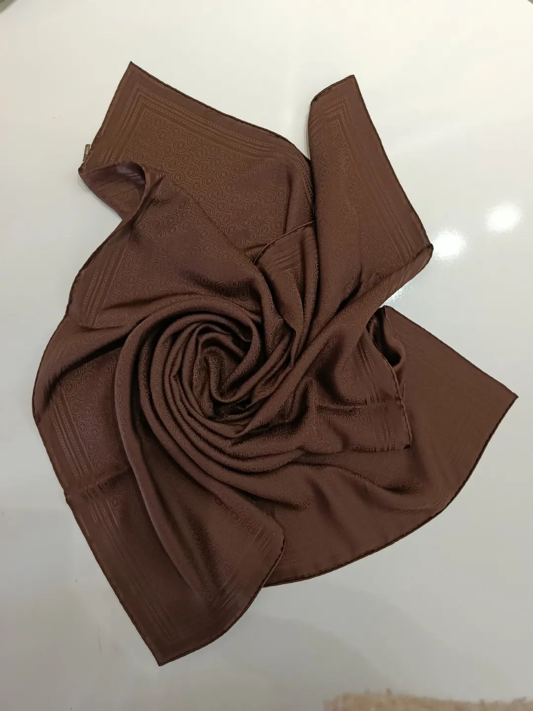 Vakko-Jakarli-Ipek-Esarp-Aci-Kahve