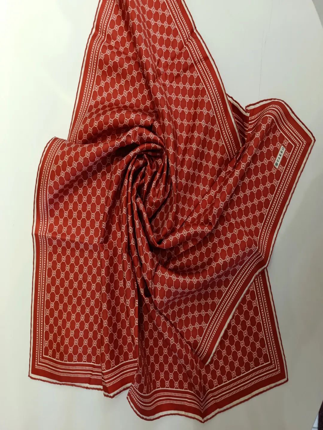 Vakko-Monogram-Twill-Ipek-Esarp-Mercan