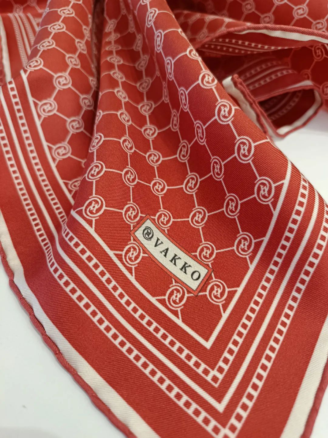 Vakko-Monogram-Twill-Ipek-Esarp-Mercan